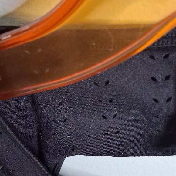 Elegant Black Sleeveless Tank Top - Picture 10 of 10